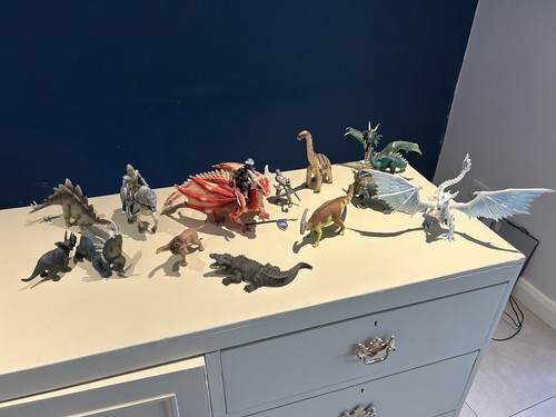 Dragons and dinosaurs schleich - dragons,