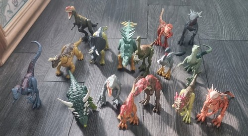 Jurrasic world dinosaur bundle - world,