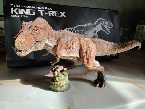 Rebor king rex dinosaur - rebor,