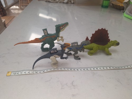 Mattell dinosaur bundle - ,